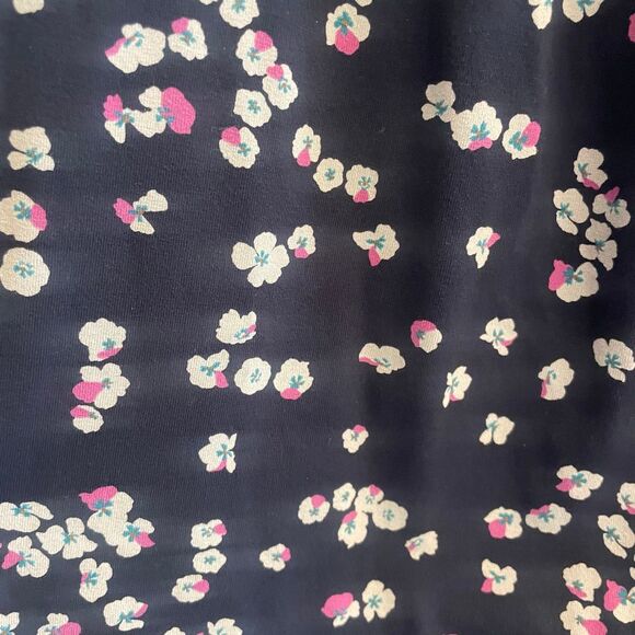 J Jill Wearever Navy Blue Floral Smocked Neck Top Women’s Sz Medium Jersey Knit - Picture 4 of 6